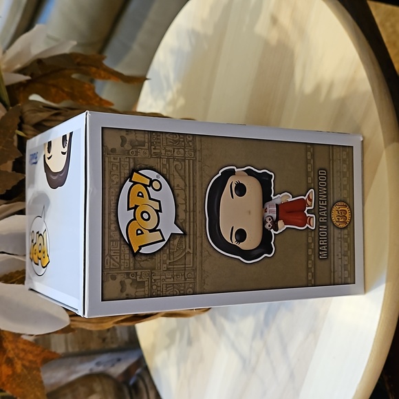 NWP Set of 2 Funko Pops #1351 & #1354 Henry Jones Sr & Marion Ravenwood - Picture 7 of 12